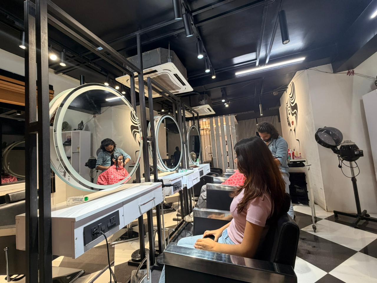 Lamani Salon Beauty Studio